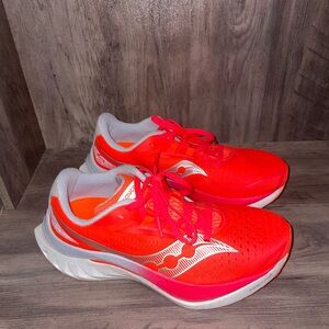 Saucony Endorphin Speed 4 Women’s size 8